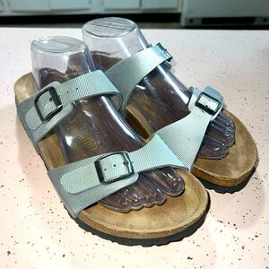 Birkenstock papillio metallic Line Pattern silver 260 sandals Women’s Sz 9